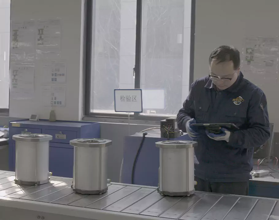 Hlavní hnací silou vedoucí éry vysoké účinnosti a úspory energie